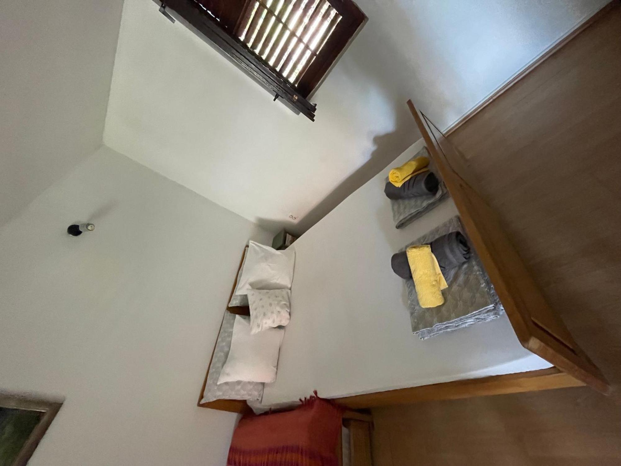Apartment Zola Горни Карин Екстериор снимка