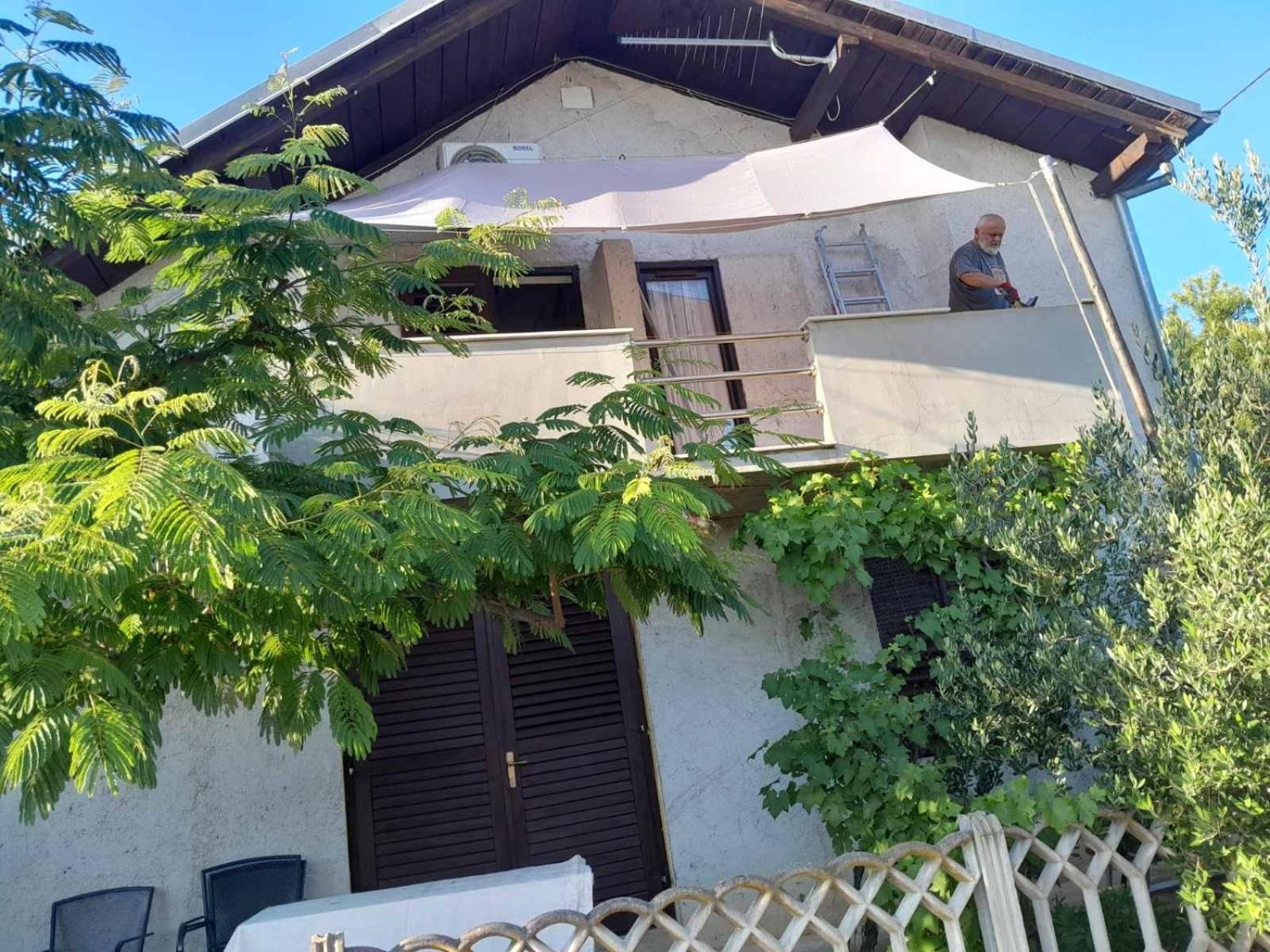 Apartment Zola Горни Карин Стая снимка